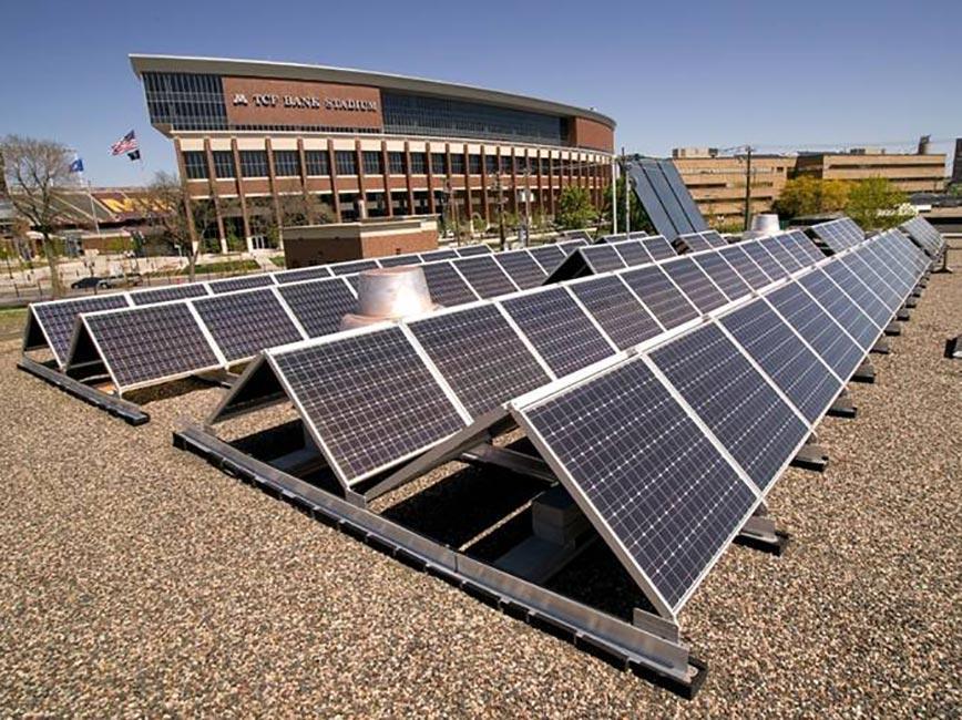 Minneapolis Fire Department station No. 19 solar roof