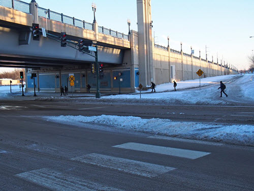 Light rail station at Hiawatha Avenue