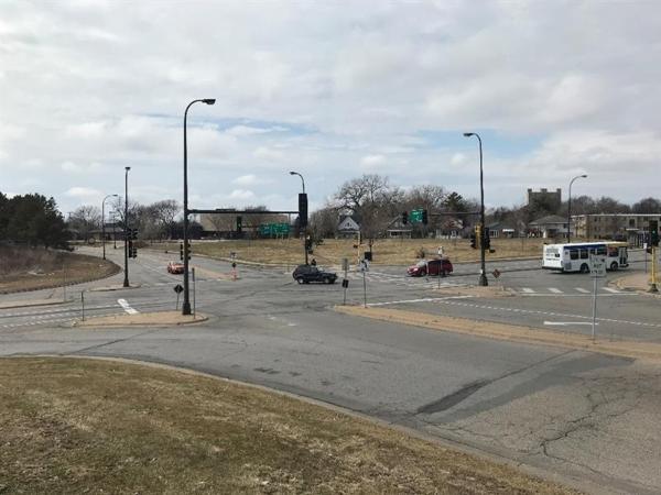 Johnson St NE intersection