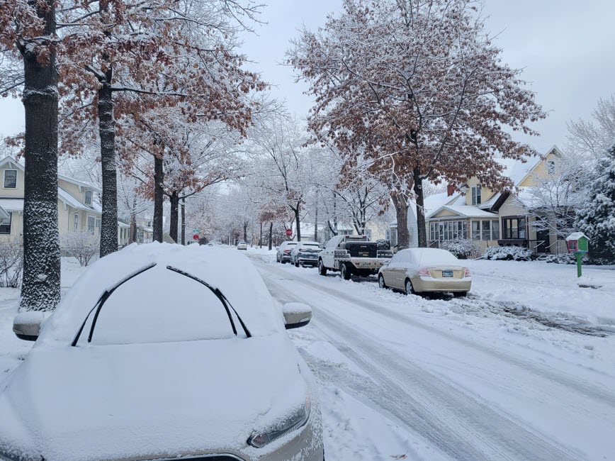 Parking on 41st ave with no restrictions Parking on 41st ave with no restrictions