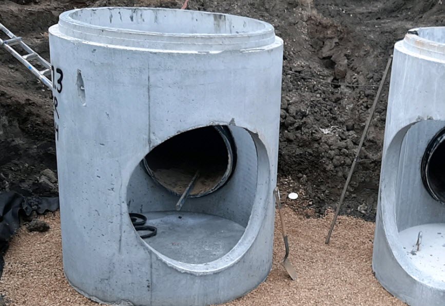 Manhole with cut out Manhole with cut out