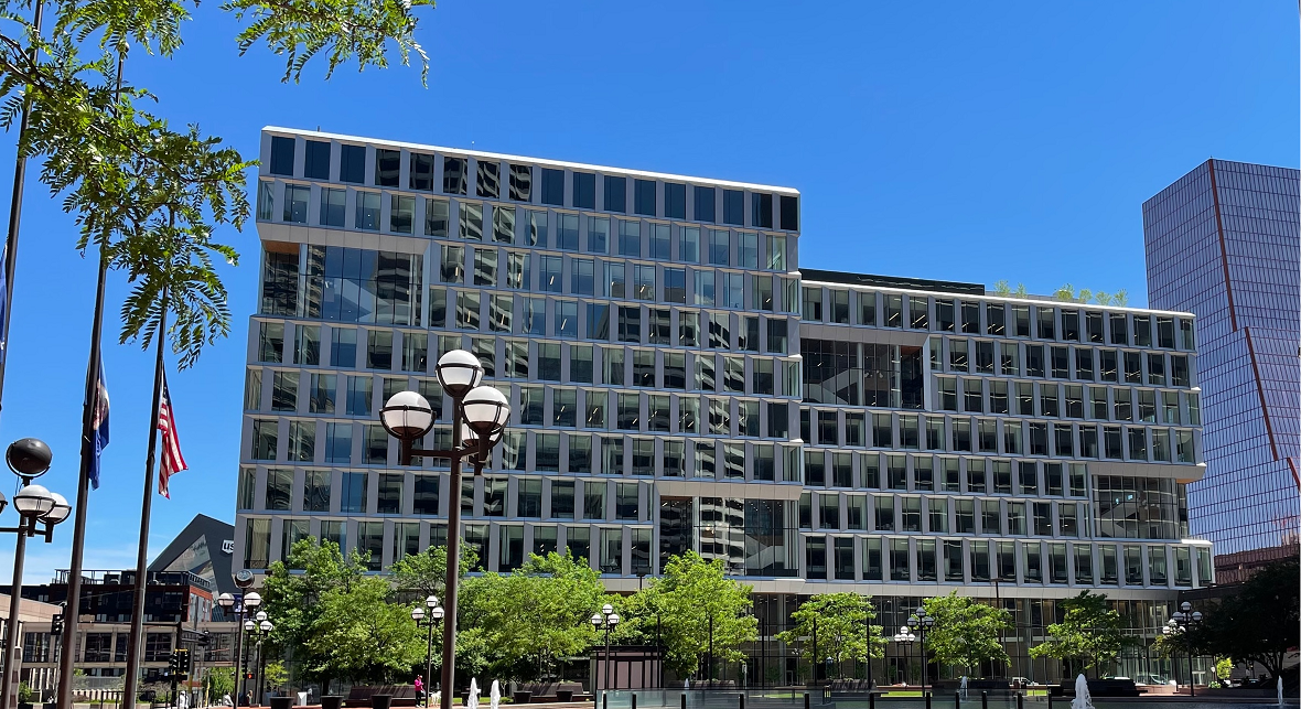 Minneapolis Public Service Building in summer Minneapolis Public Service Building in summer