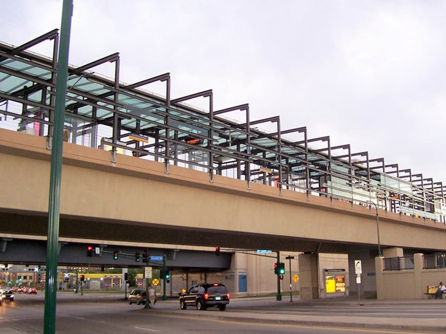 Hiawatha bridge over Lake Street South Minneapolis Hiawatha bridge over Lake Street South Minneapolis