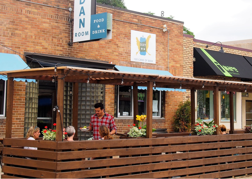 Street Cafe in Minneapolis